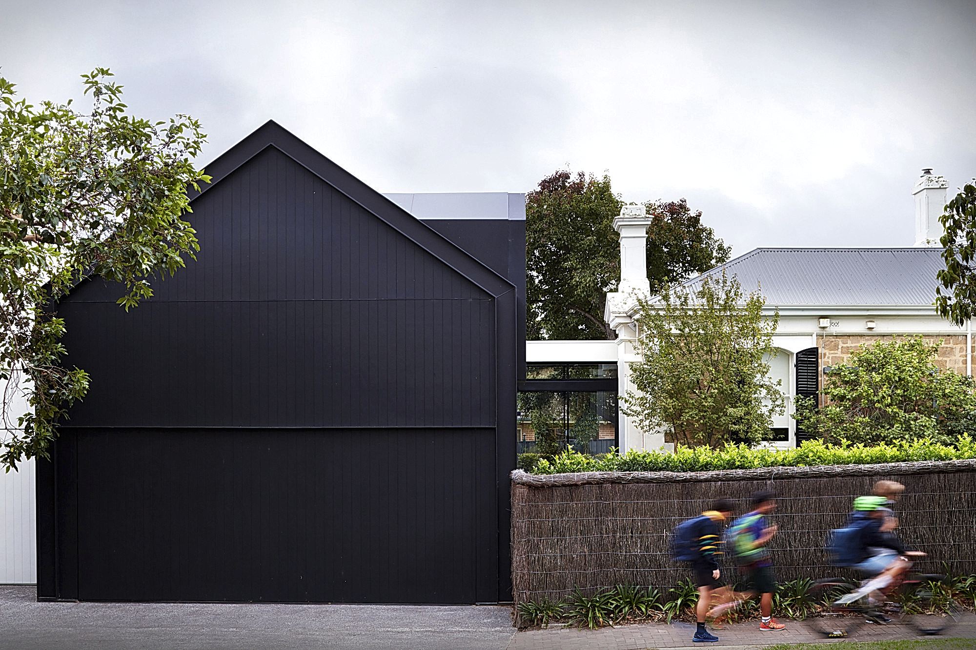 black barn, barn, garage, Contemporary barn, Proske